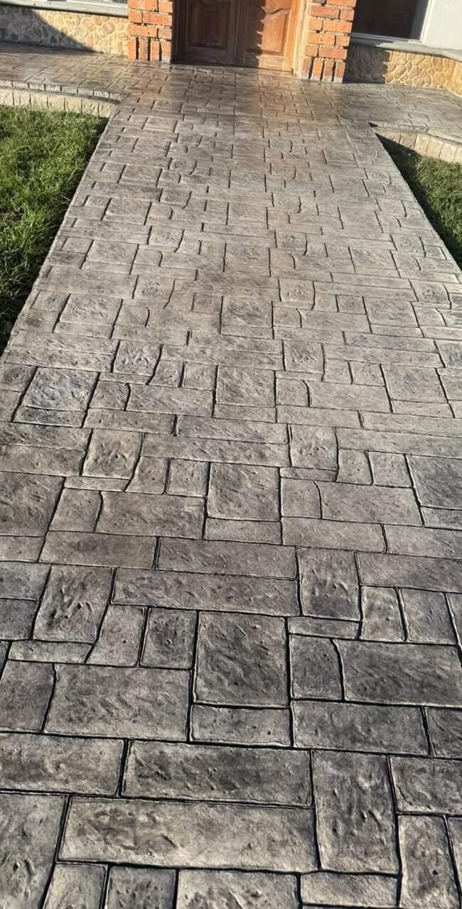 gallery grid image